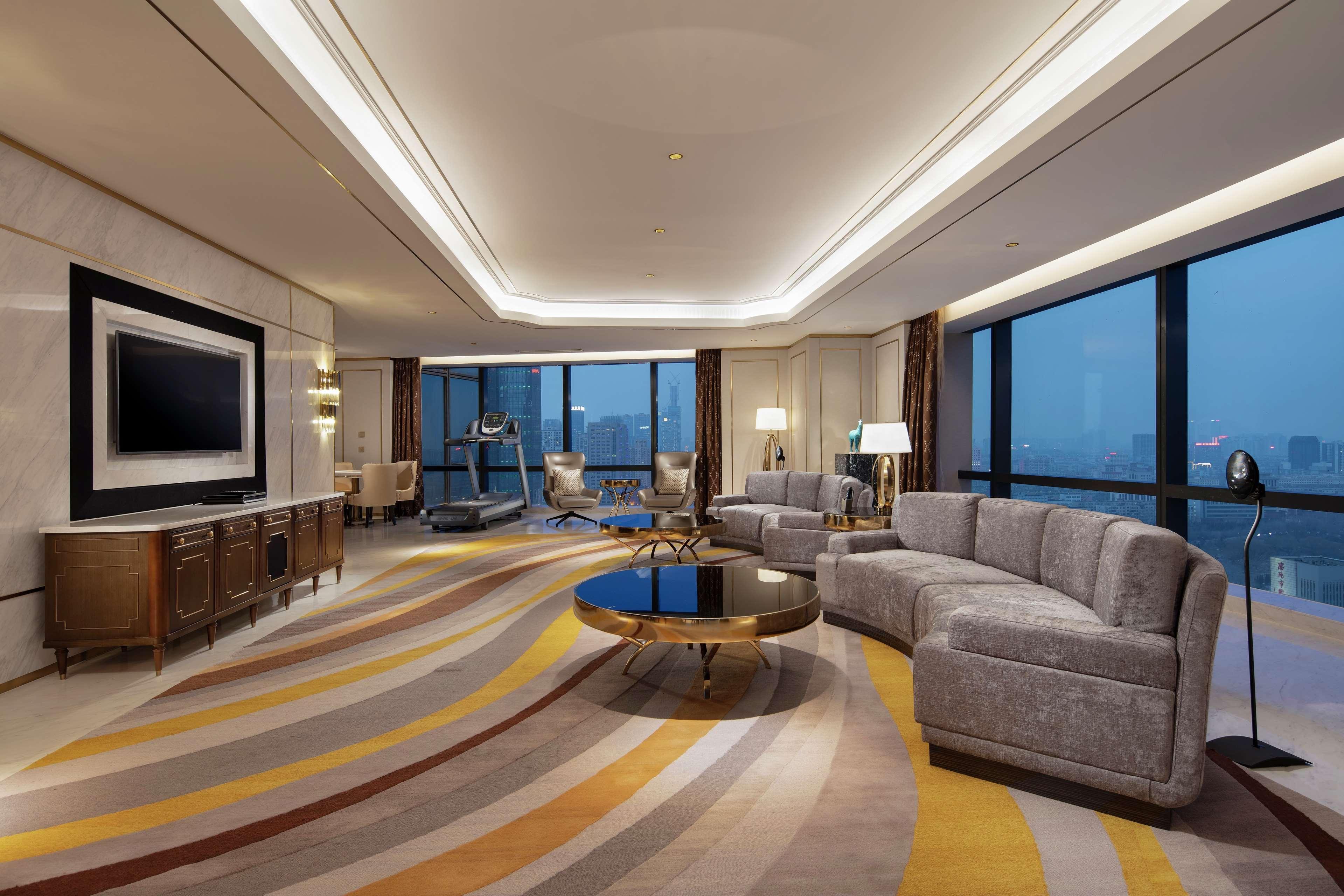 Hotel Hilton Shenyang Esterno foto