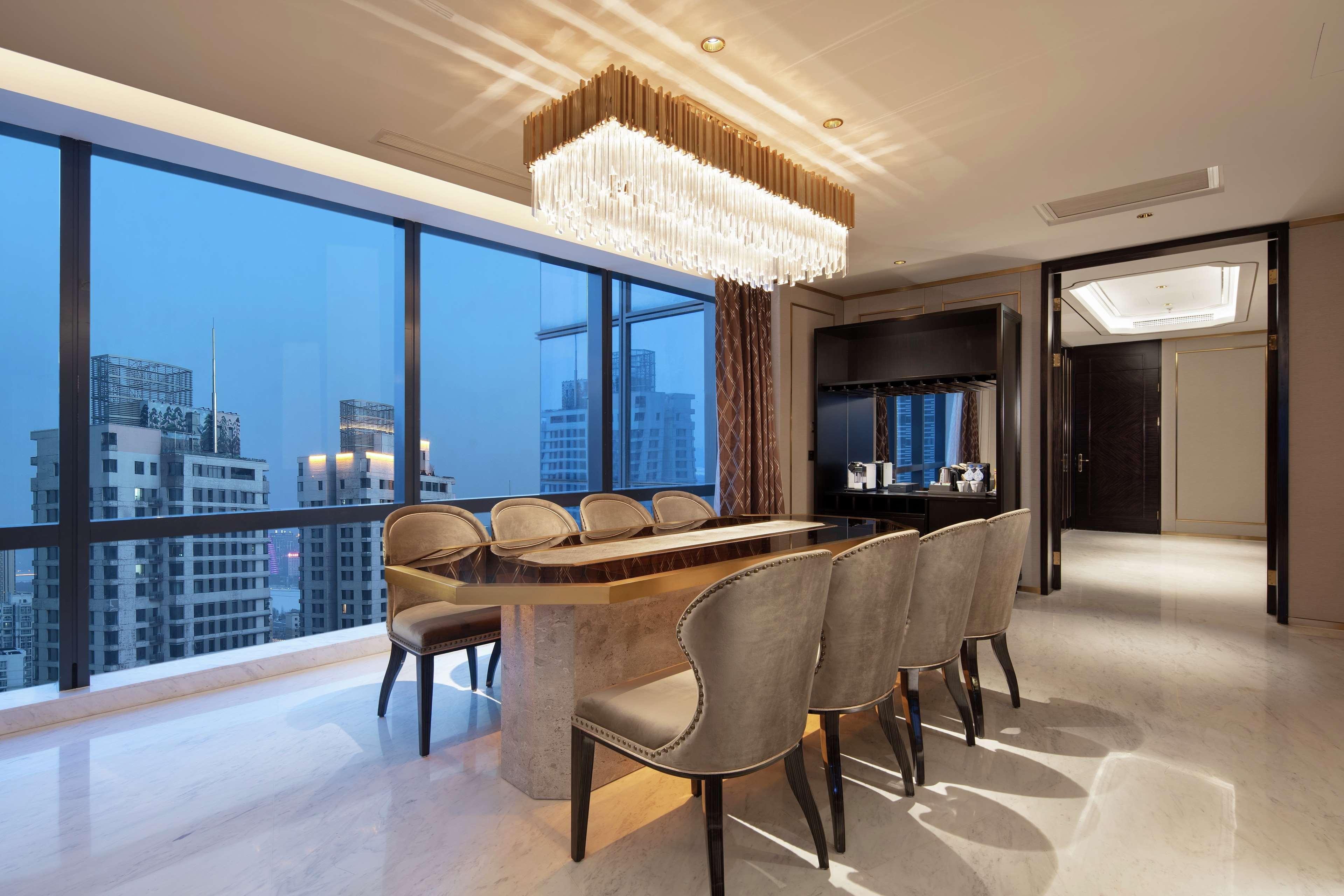 Hotel Hilton Shenyang Esterno foto
